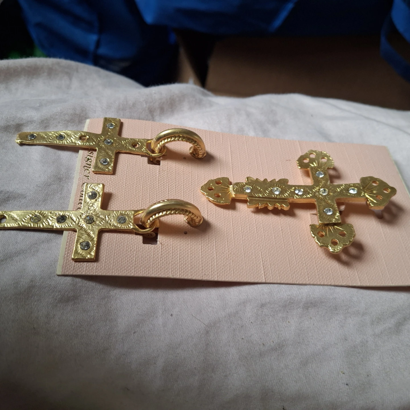 Gold toned Cross brooch and Earring Set - photo 2