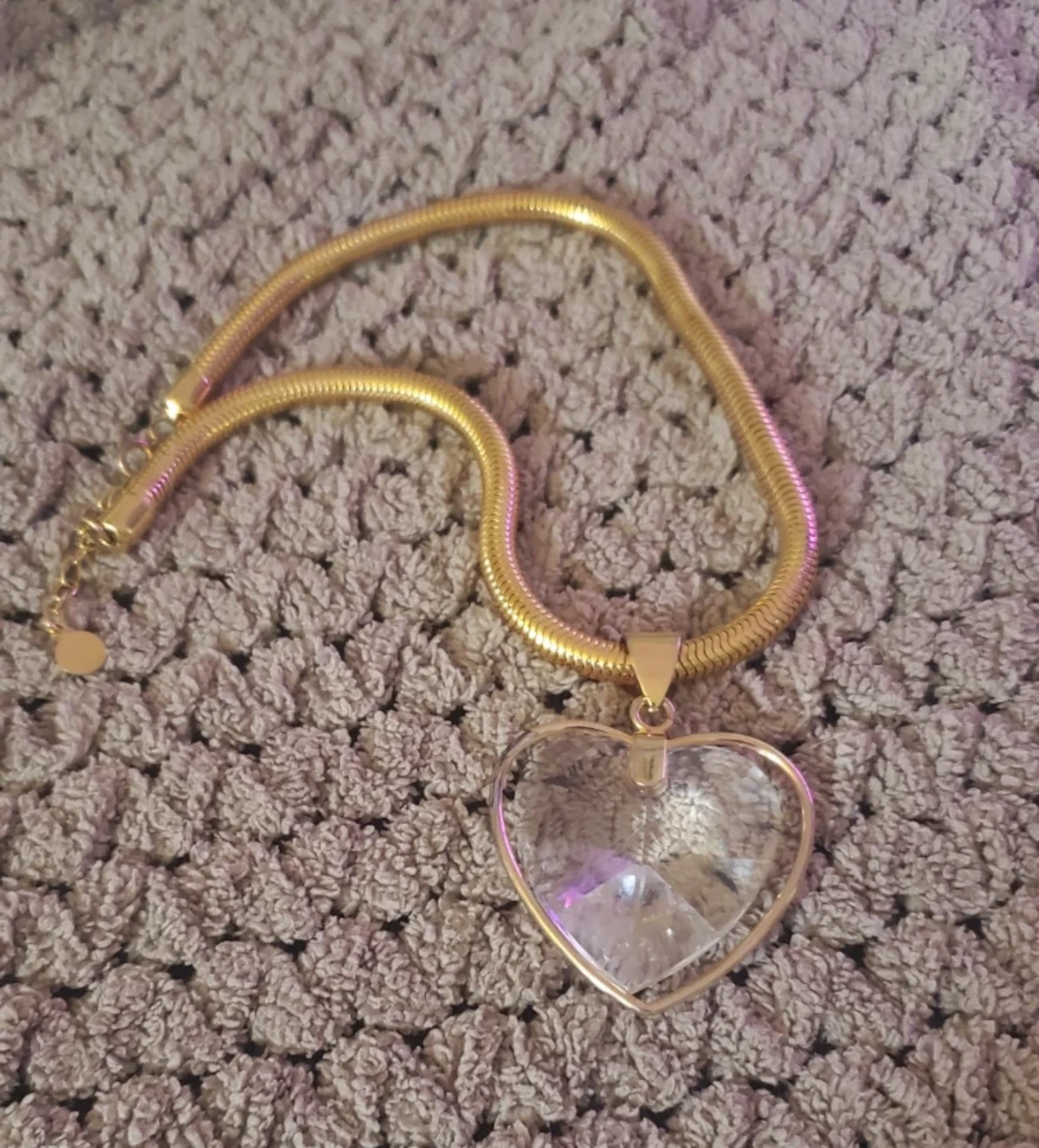 Gold snake chain necklace with clear heart pendant - photo 3