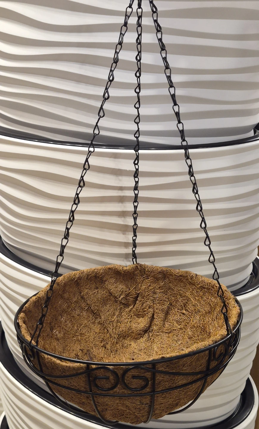 New Hanging baskets $5 each with Coco Liner & hook - photo 2