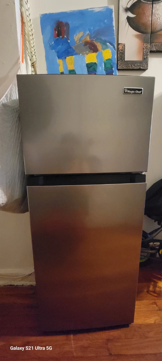 Magic Chef Mini Fridge