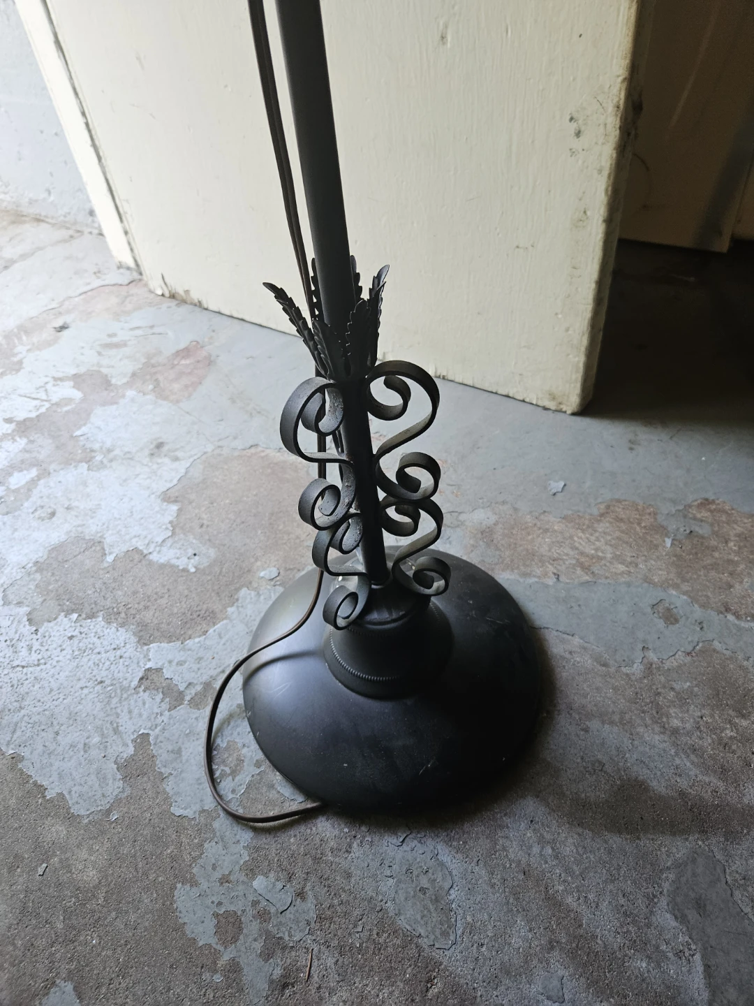Vintage Floral Floor Lamp - photo 3