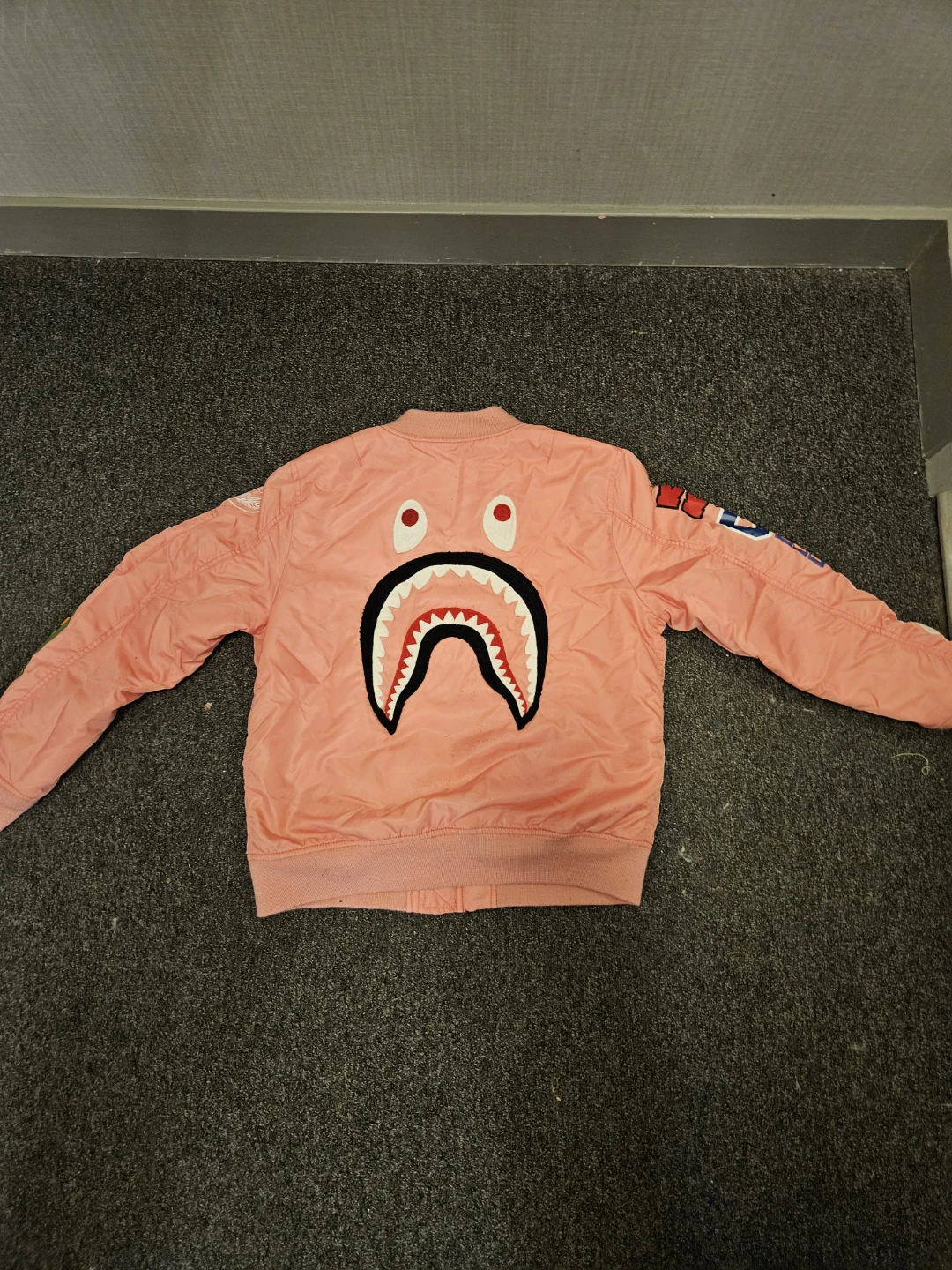A Bathing Ape Pink Bomber Jacket MA-1 - photo 2