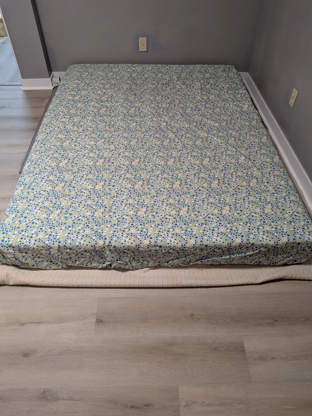 IKEA Mattress- Queen size- Morgedal