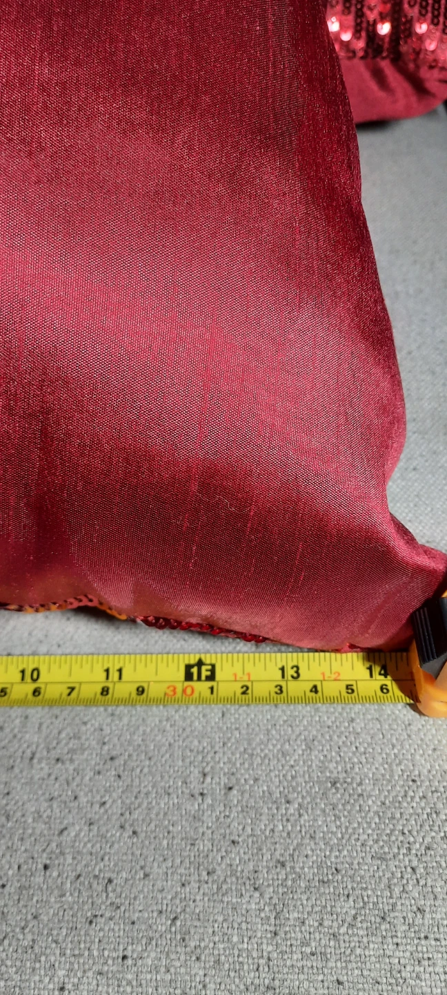 Like New x2 Red sequin throw pillow - photo 3