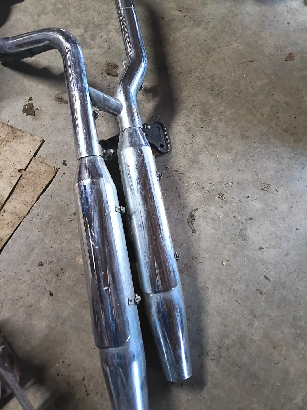 Chrome Motorcycle Exhaust Pipes