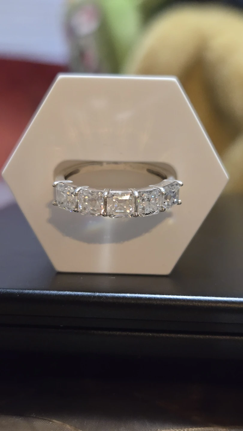 Moissanite Silver Ring - photo 2