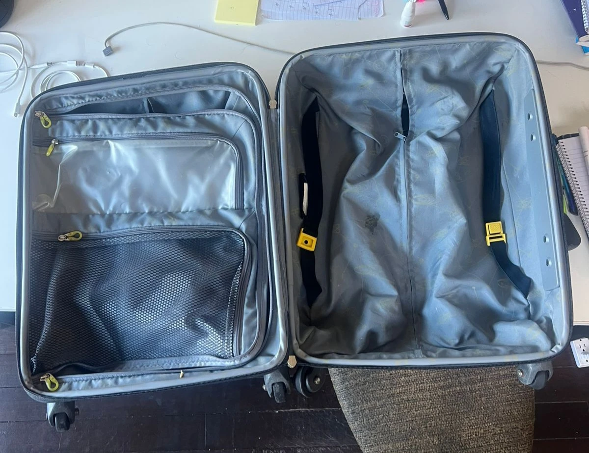 Carry-on Suitcase with Wheels