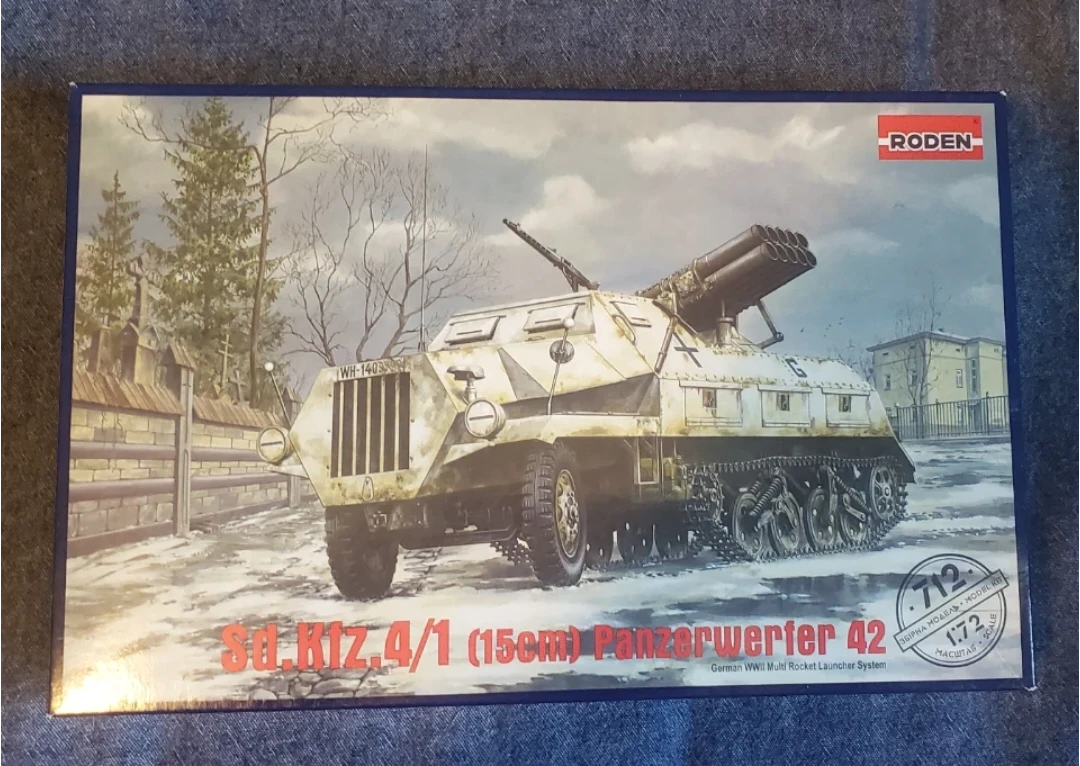2 WWII 1/72 Model Kits - photo 2