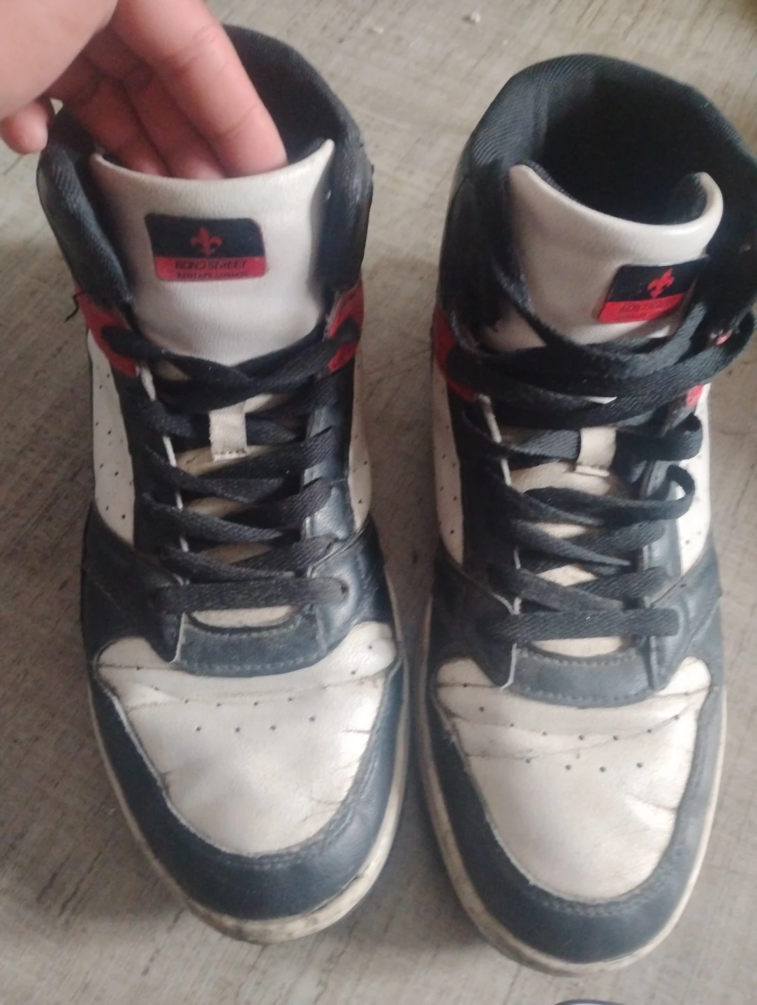 High Top Sneakers Red Tape