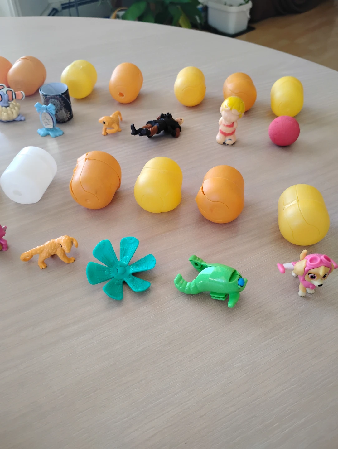 Assorted Surprise Toy Lot - photo 4
