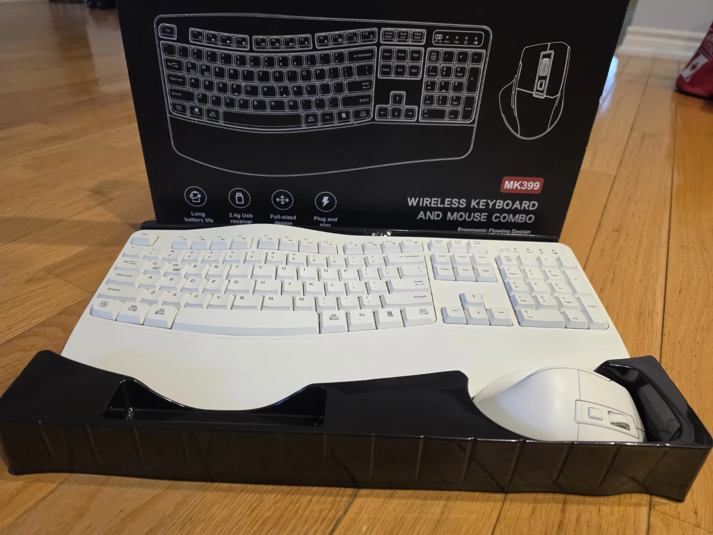 Wireless Ergonomic Keyboard and Mouse Combo - White