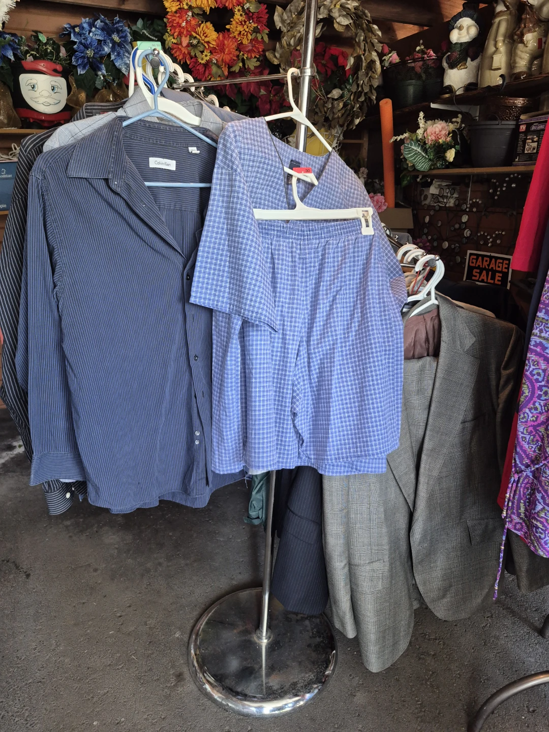 Garage sale May 30 and June 1,2026 - photo 5
