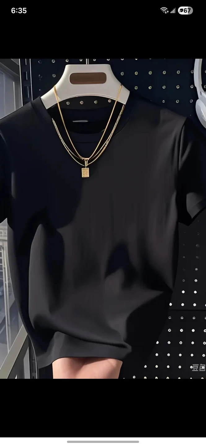 Black Crew Neck T-Shirt. Brand new