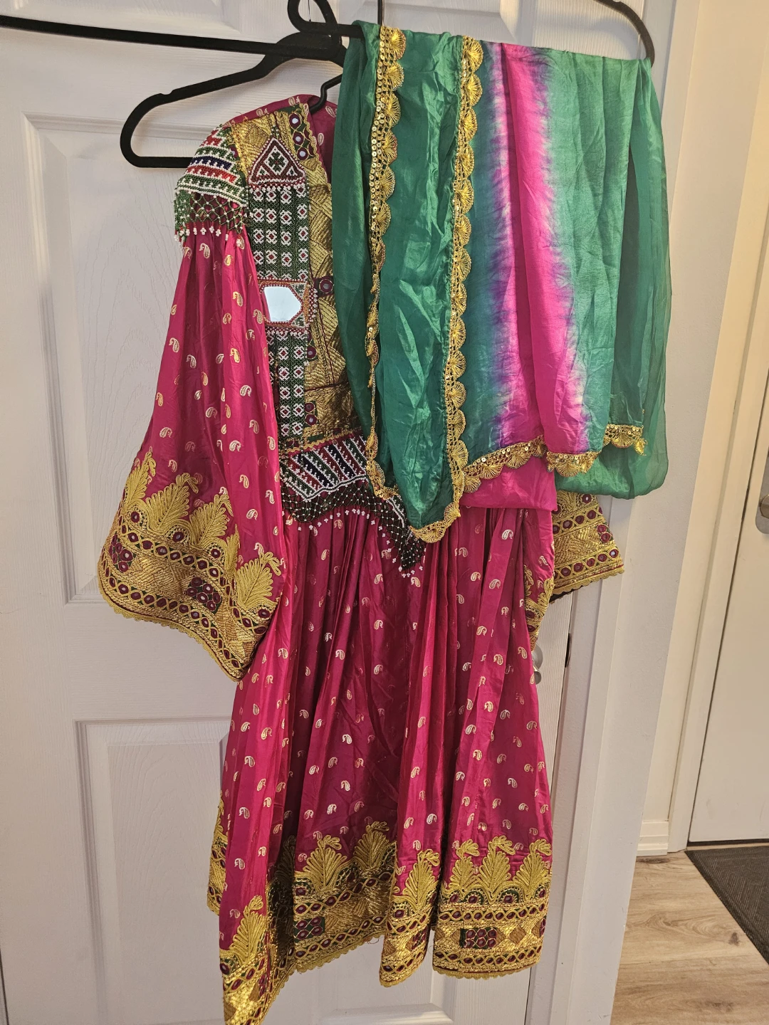 Embroidered Teal and Pink Shalwar Kameez with Dupatta - photo 4