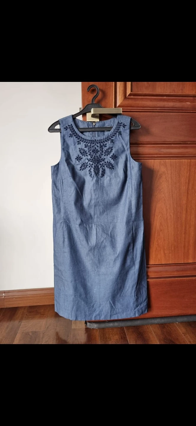 Bundle (4 tops, 1 dress) - photo 5