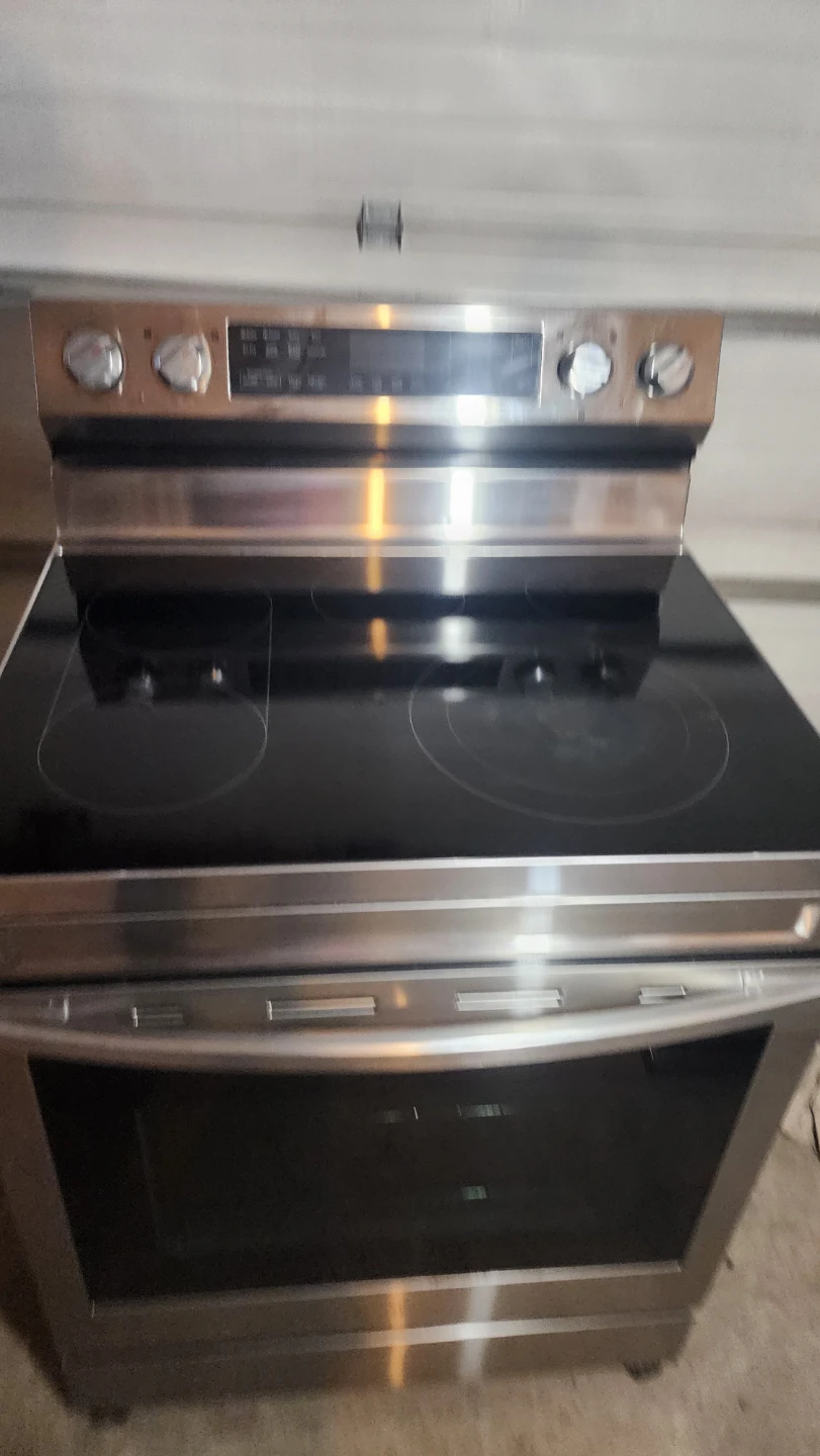 Samsung Electric Range - photo 3