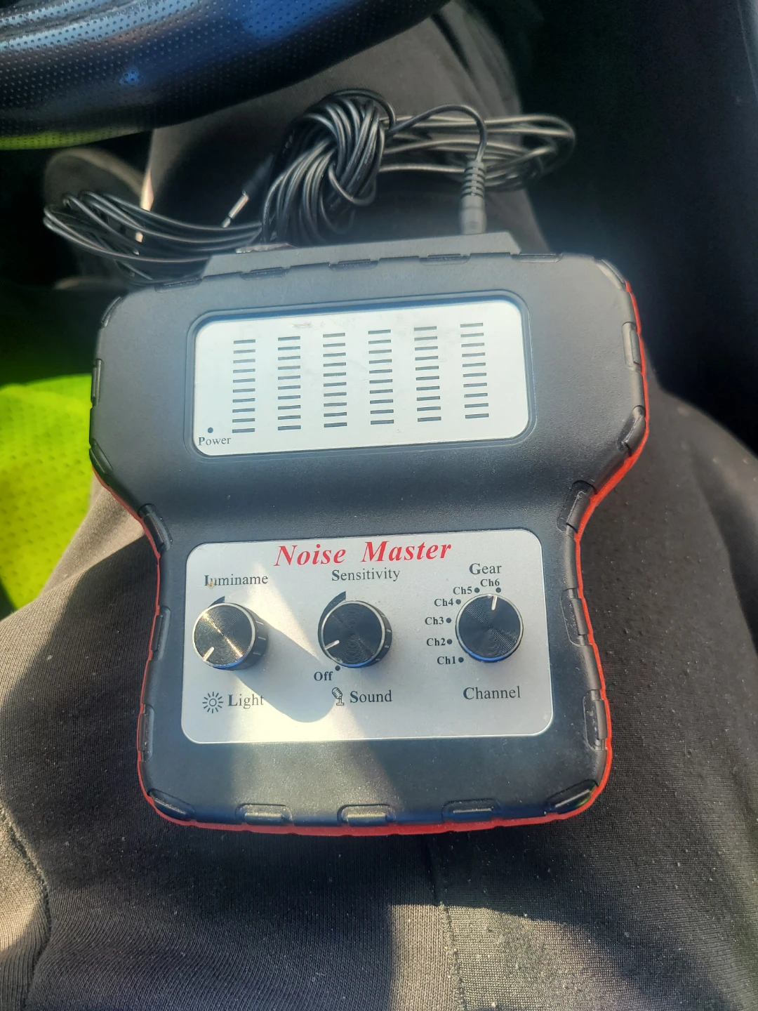 Noise Master Sensitivity Control Device