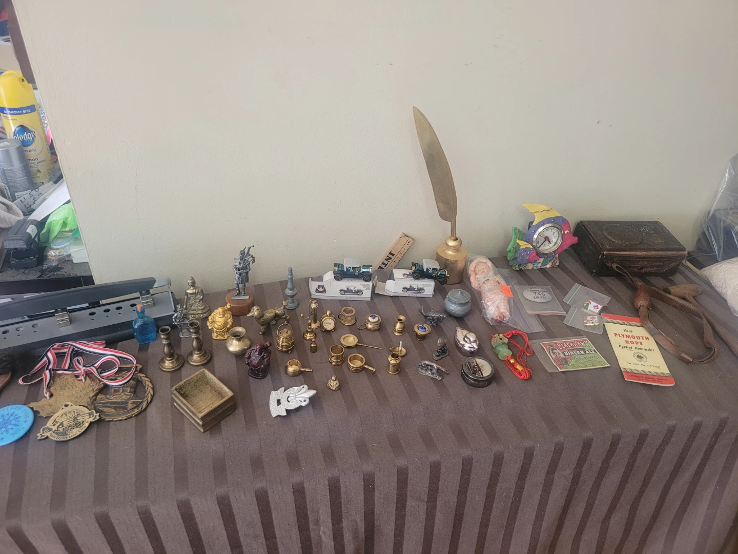 Collection of Miniature Collectibles & Memorabilia