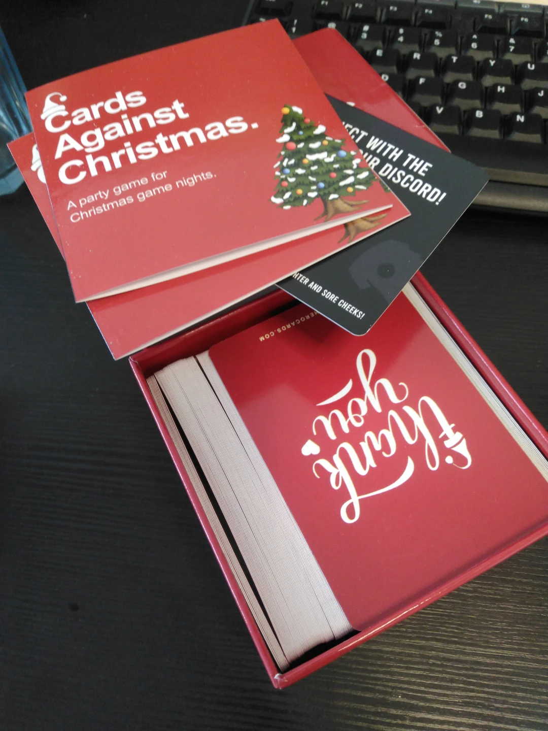 Cards Against Christmas Limited Edition Party Game - photo 2