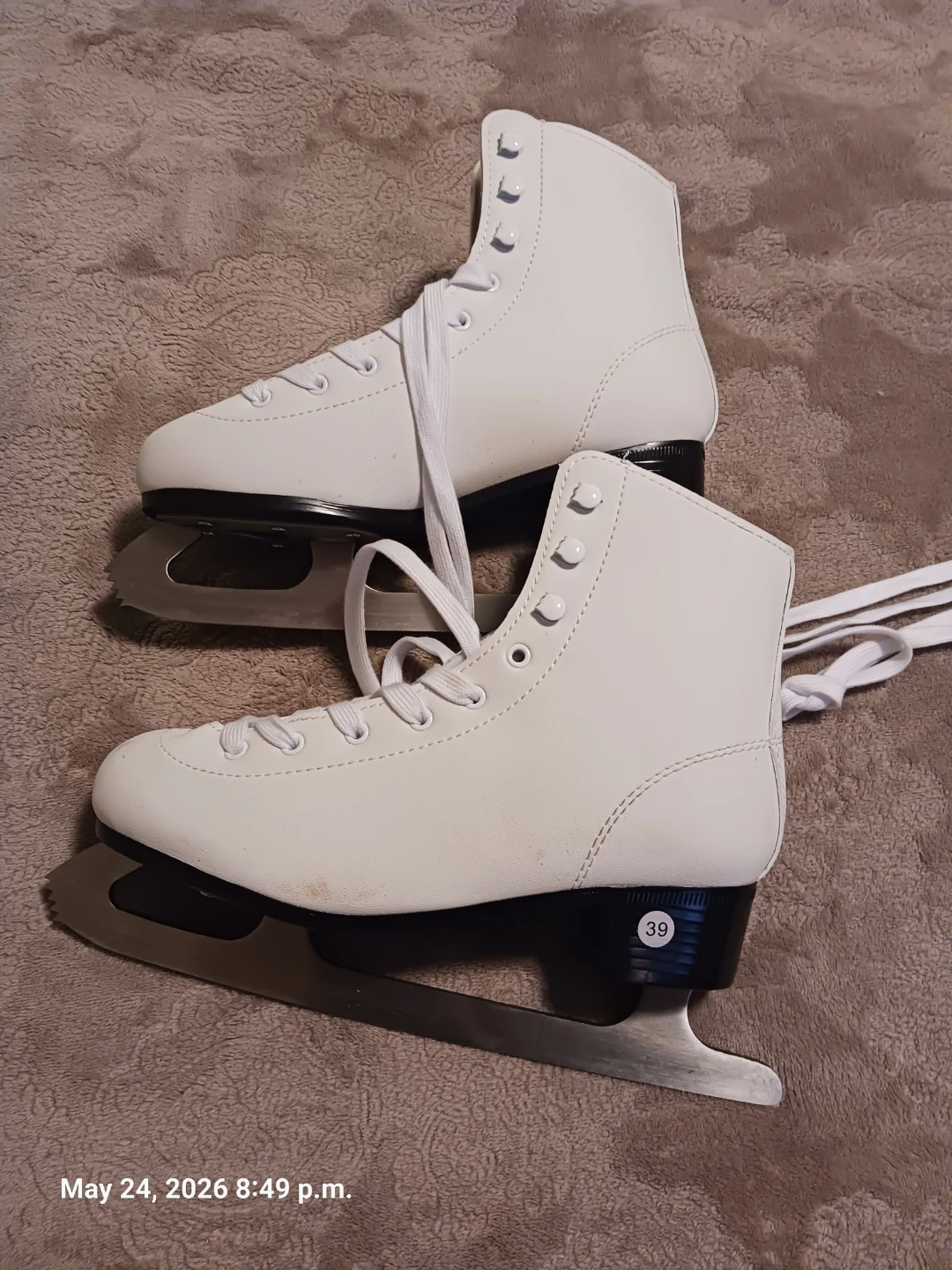 Decathlon Oxelo White Ice Skates Size 39