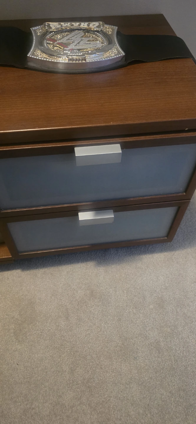 IKEA Malm dresser with 2 side tables - photo 2