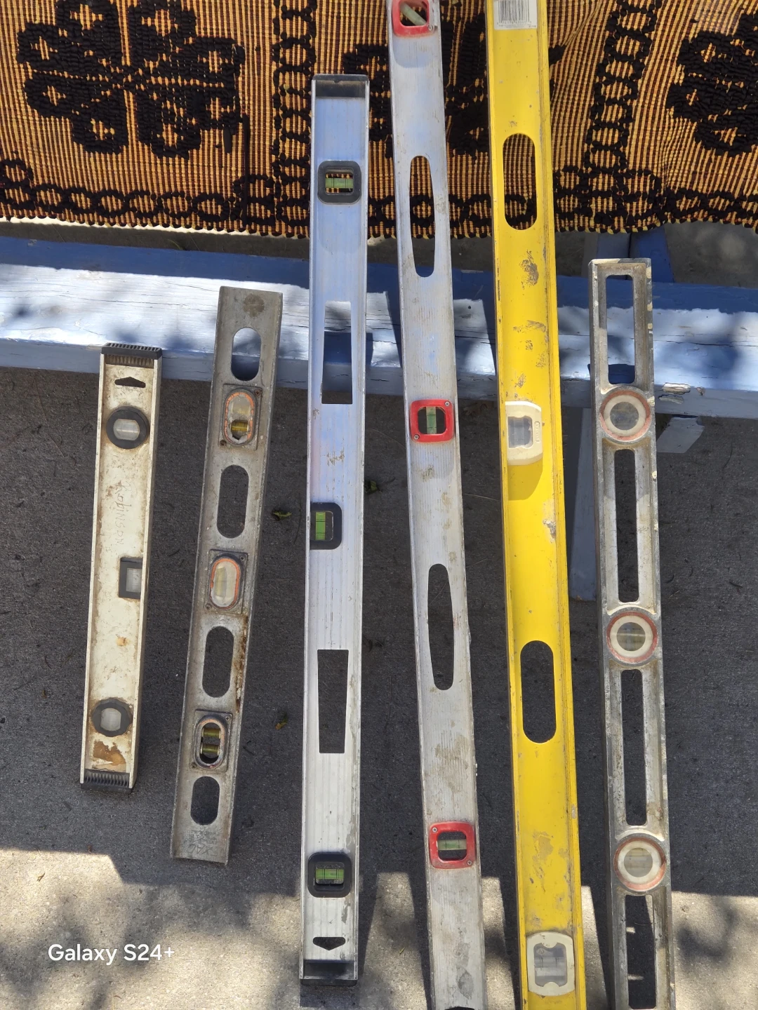 Lot of 6 Spirit Levels & Metal Bar