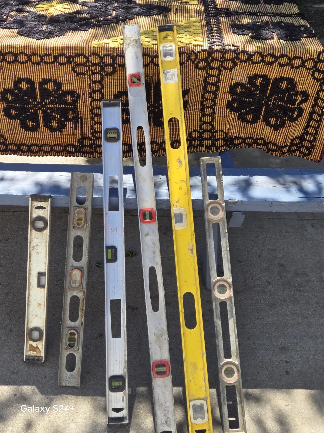 Lot of 6 Spirit Levels & Metal Bar - photo 4