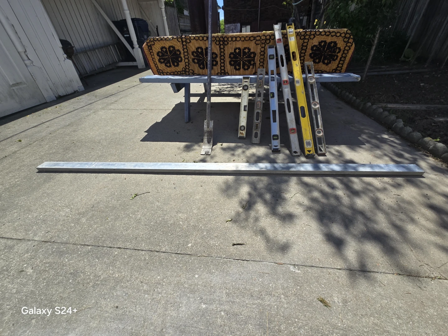 Lot of 6 Spirit Levels & Metal Bar - photo 5
