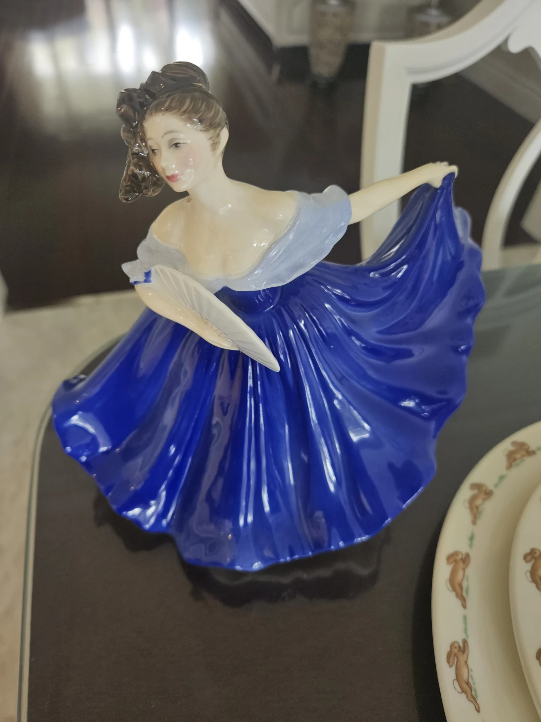 Royal Doulton "Elaine" HN 2791 Figurine