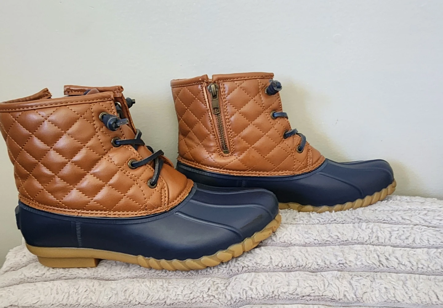 Nautica Quilted Duck Boots - Size 8 - photo 2