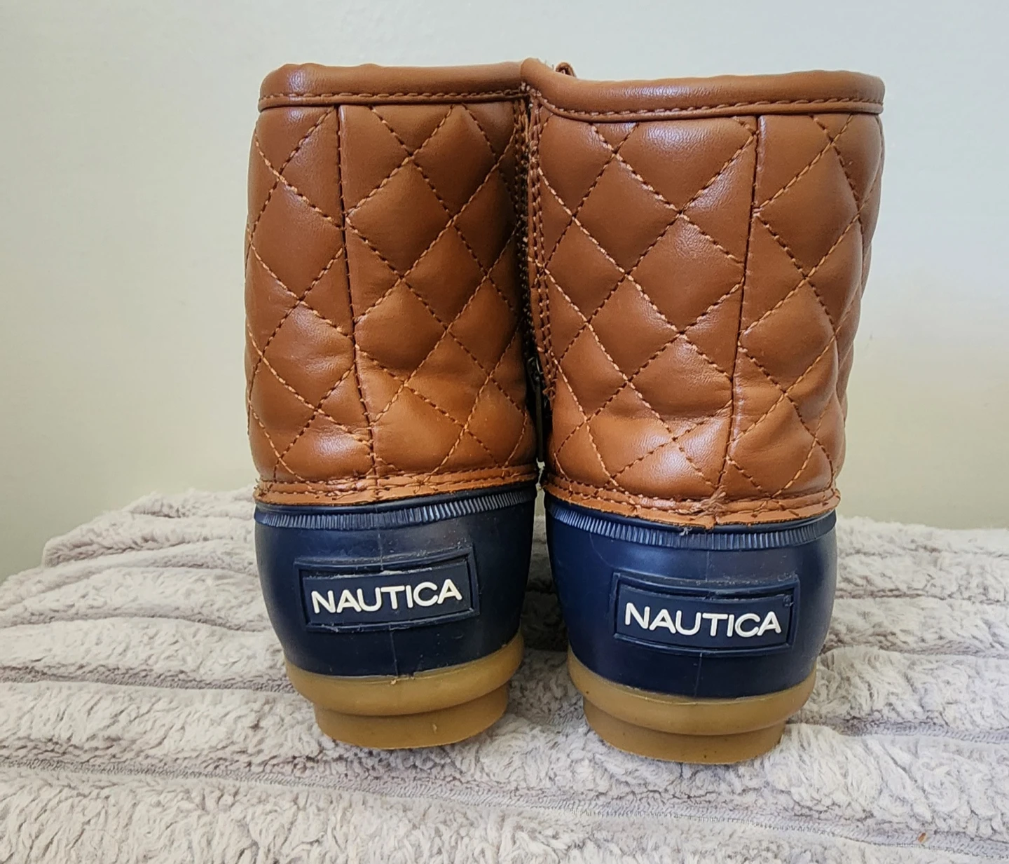Nautica Quilted Duck Boots - Size 8 - photo 3