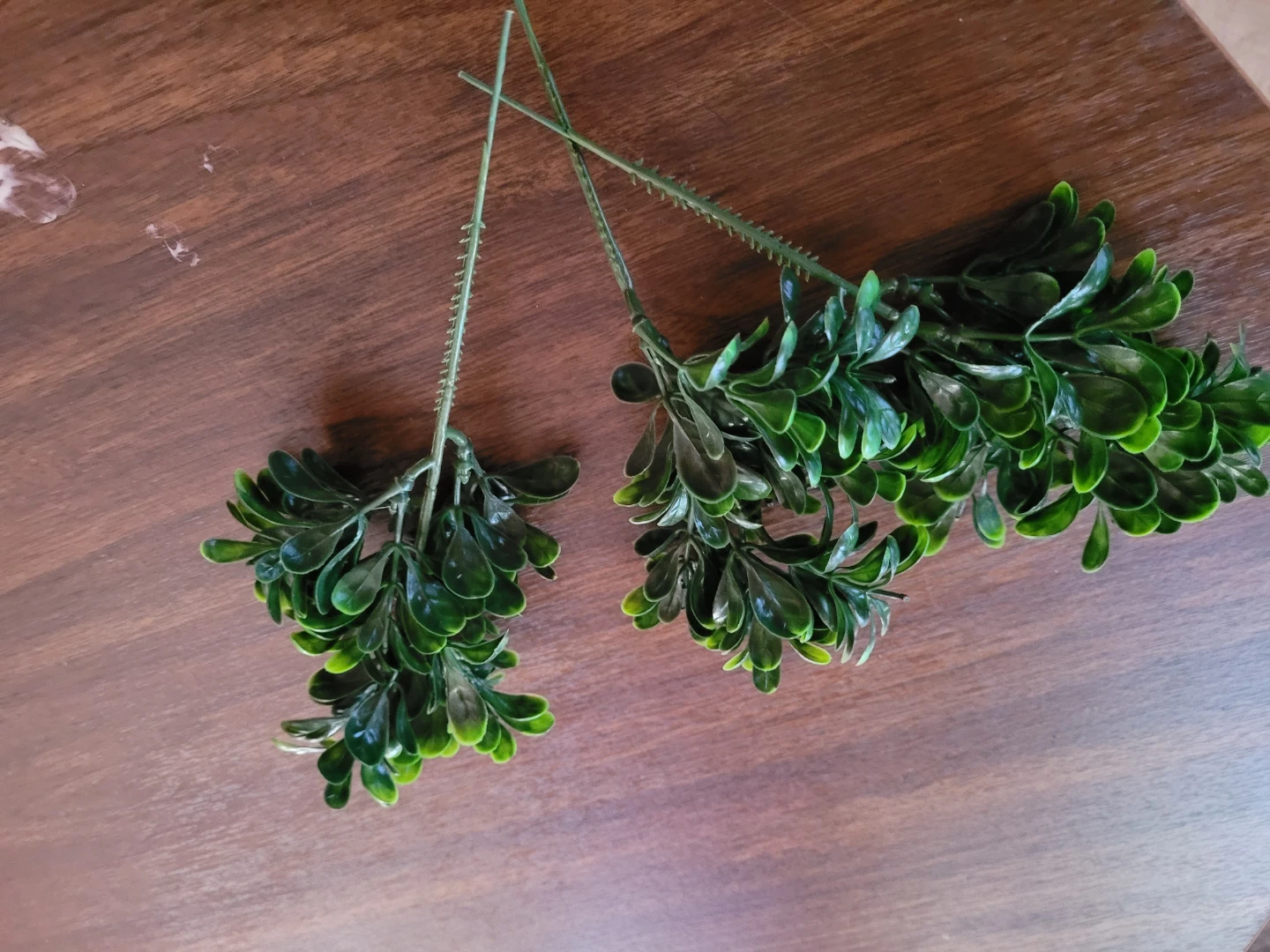 Artificial Greenery Sprigs (Set of 3)