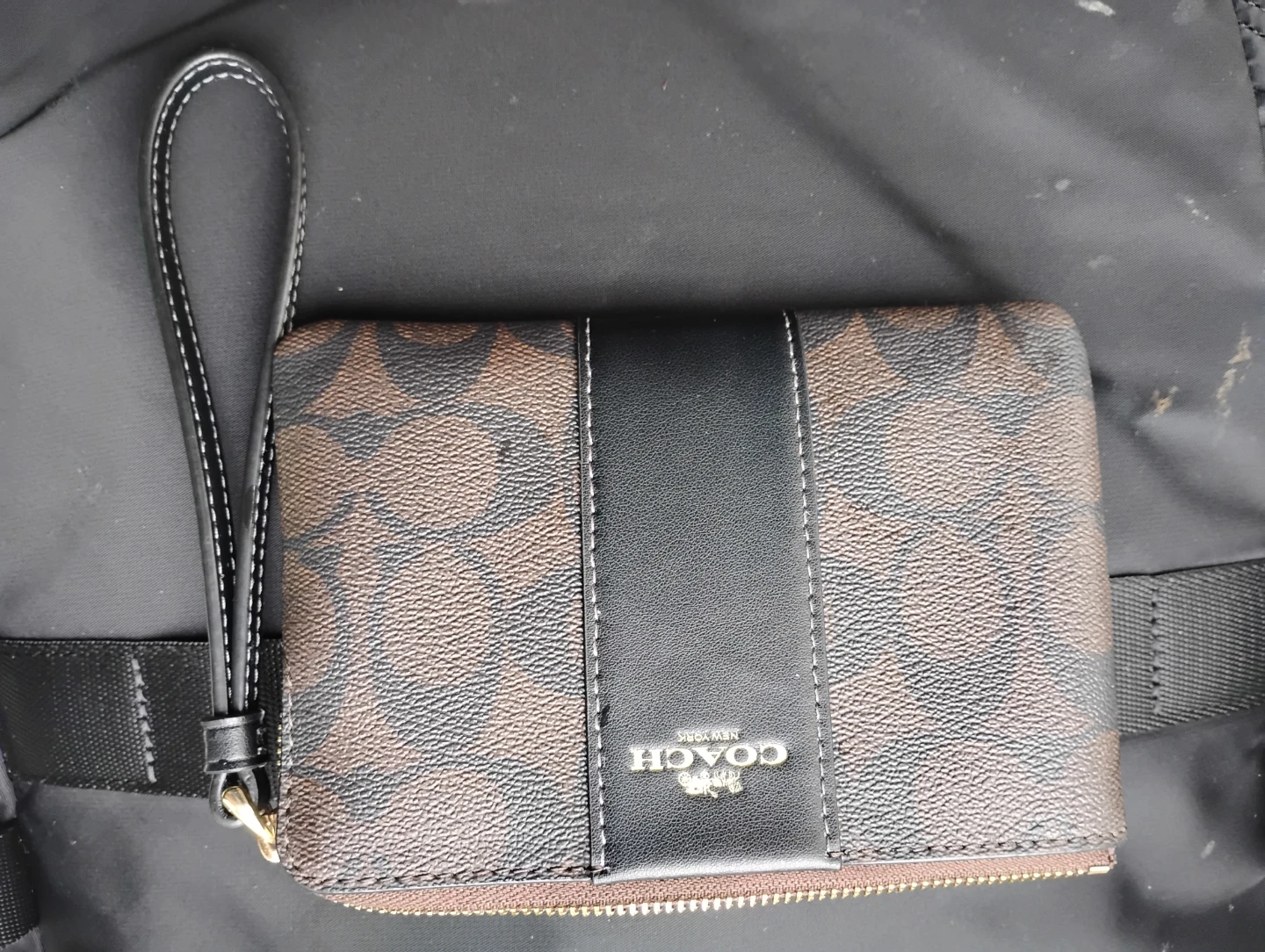 Coach Signature C PVC Lth Crn Zip Wristlet Brown/Black - photo 3