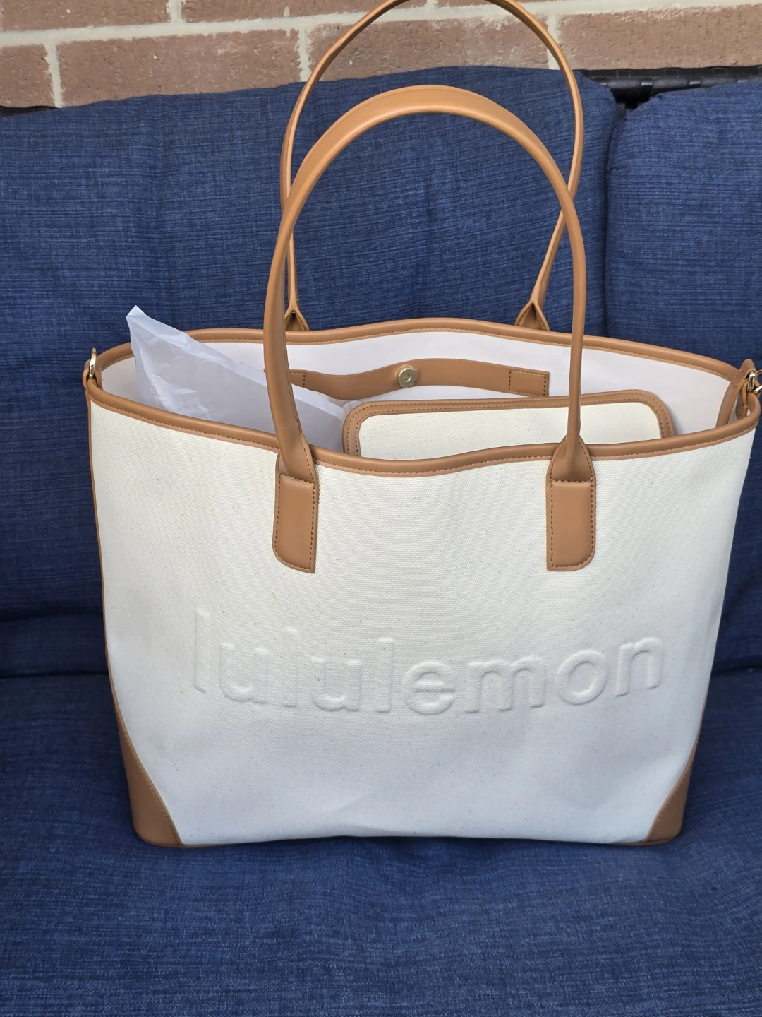 Lululemon Tote Bag with Pouch - worn once
