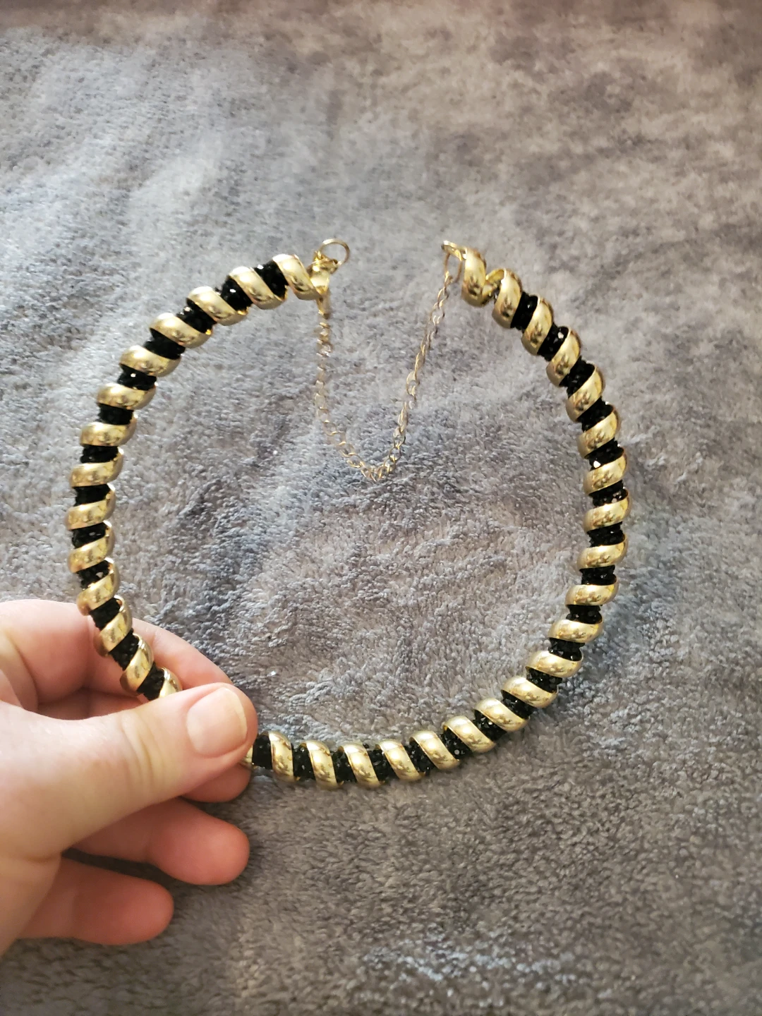 Gold and Black Twisted Choker Necklace - photo 4