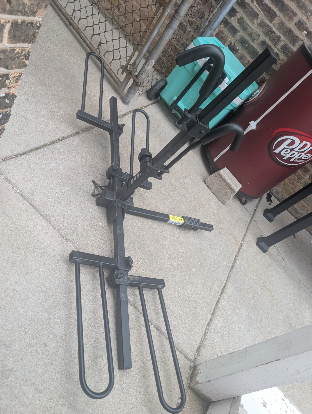 Black Hitch Mounted Bike Rack - photo 2