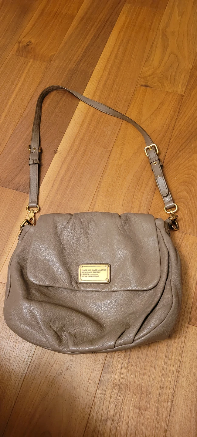 Marc by Marc Jacobs Taupe Leather Shoulder Bag