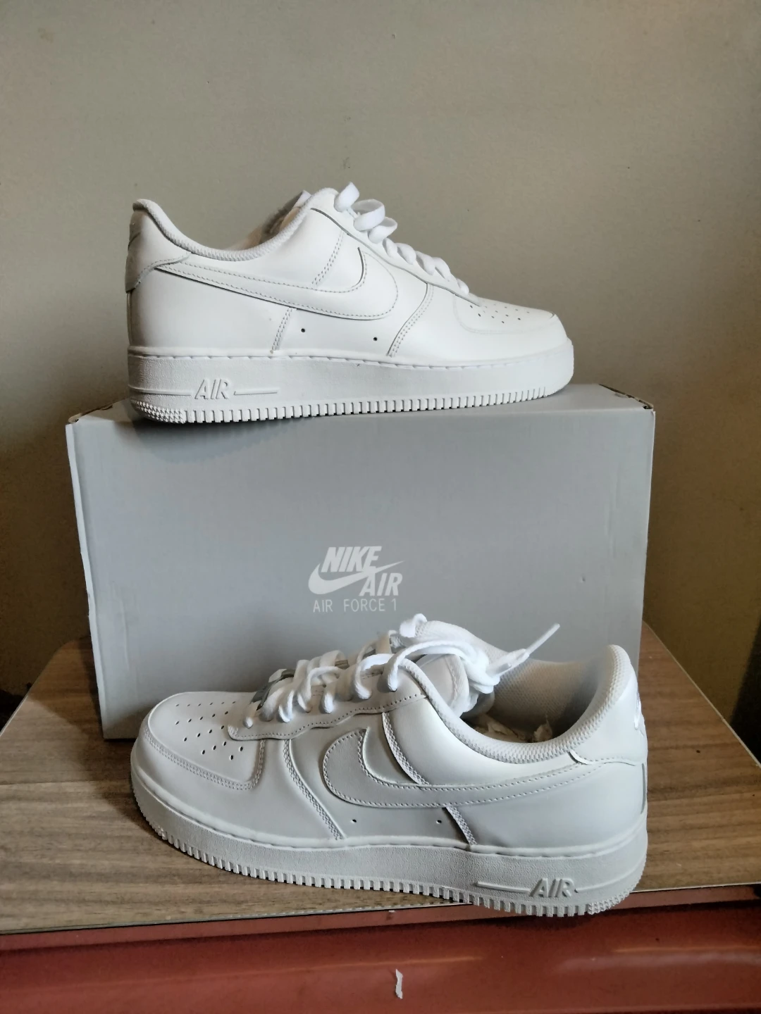 Nike Air Force 1 '07 White Leather Sneakers