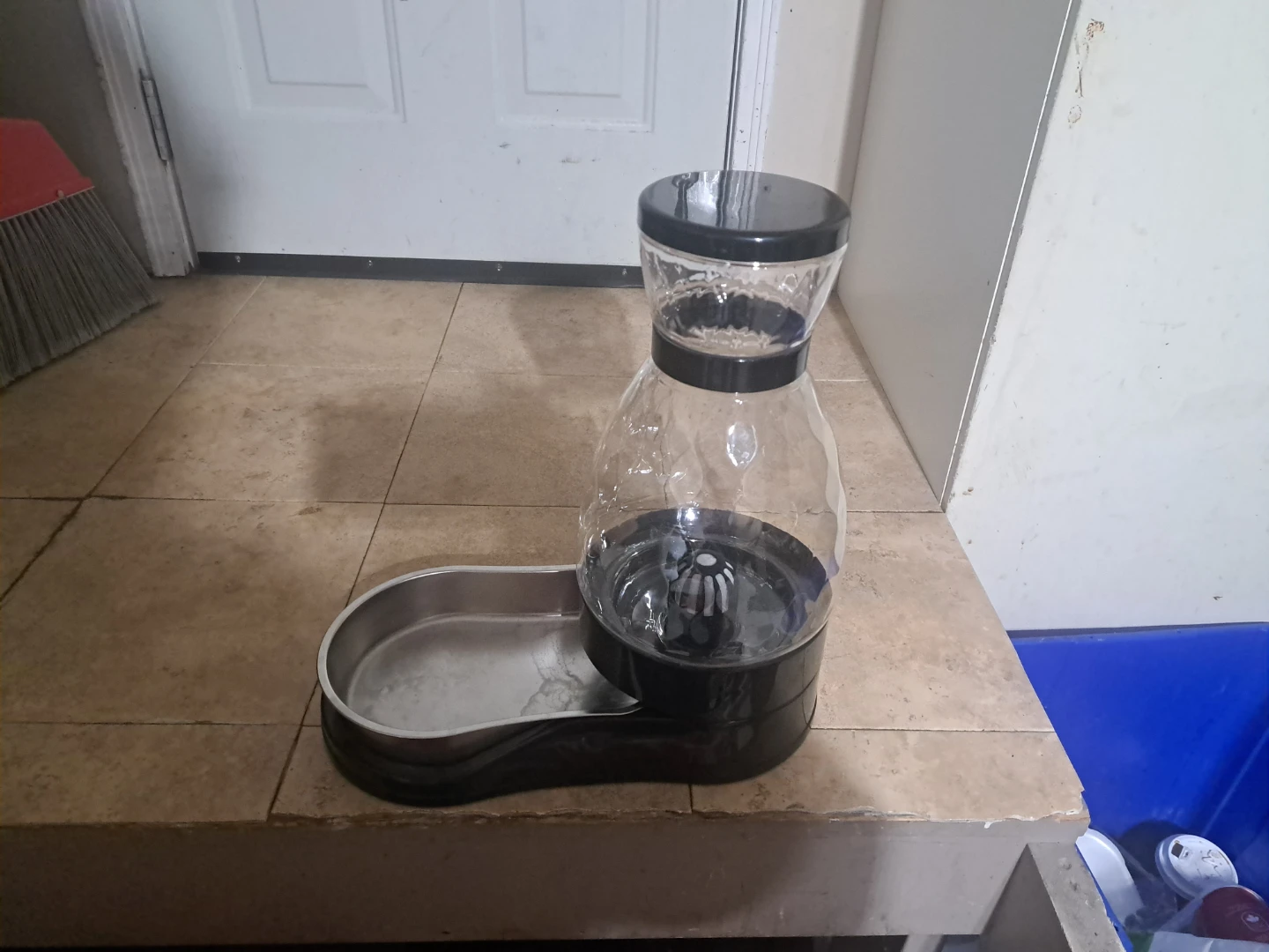 Automatic Pet Water Dispenser - photo 2