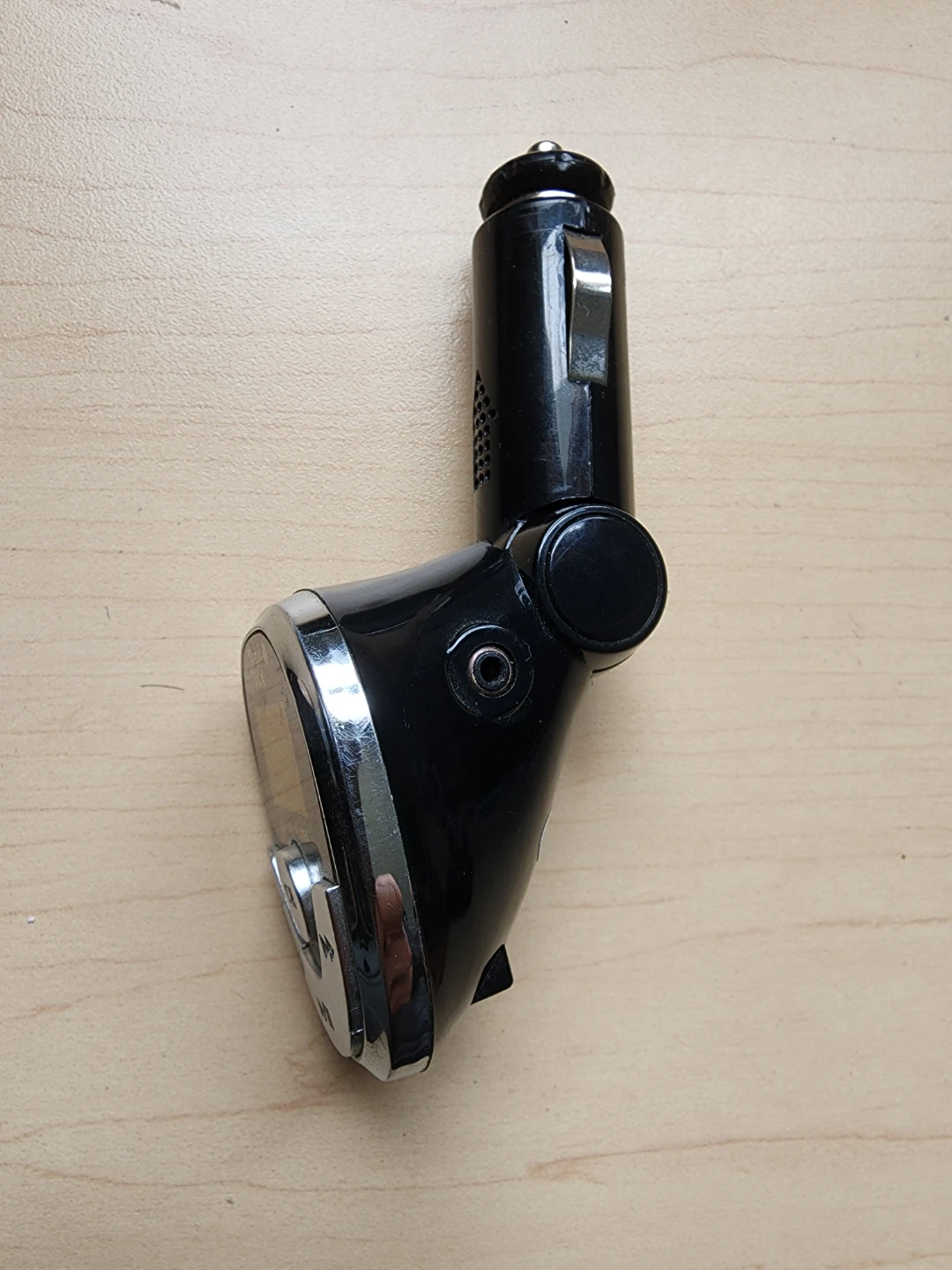 BSTCAR Car MP3 Player FM Transmitter - photo 2