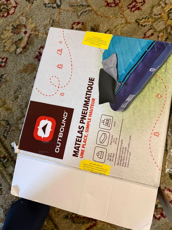 Outbound Twin Single-High Air Mattress with Pump