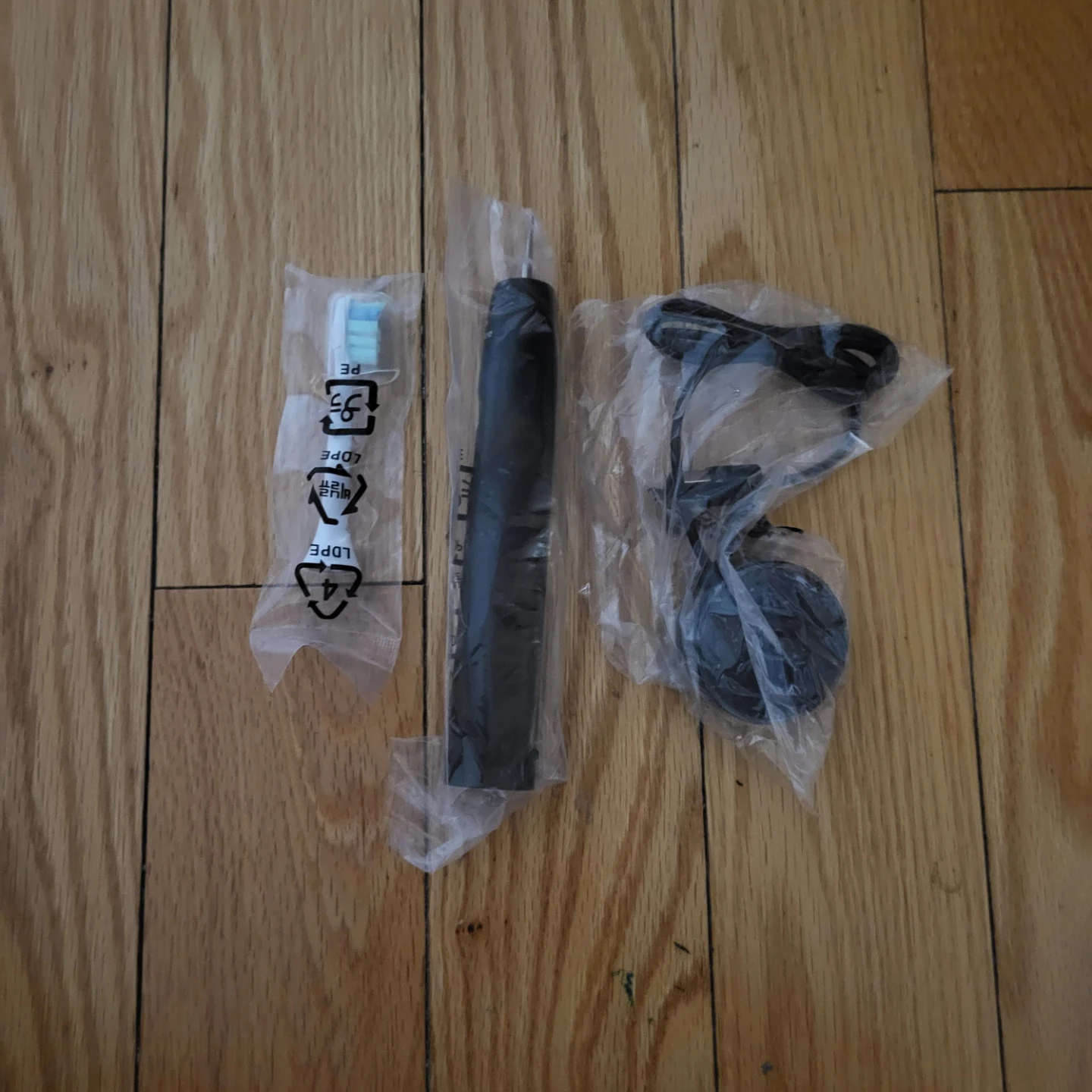 Philips Sonicare 4100 Rechargeable Toothbrush - photo 3