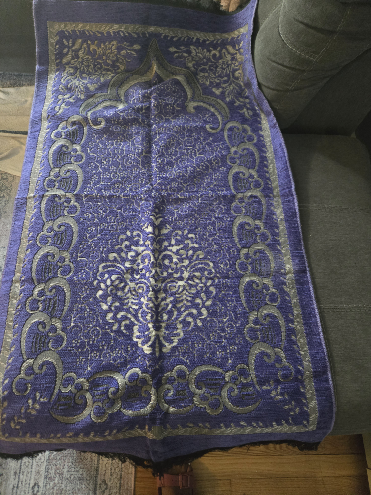 Purple Prayer Mat with Damask Pattern