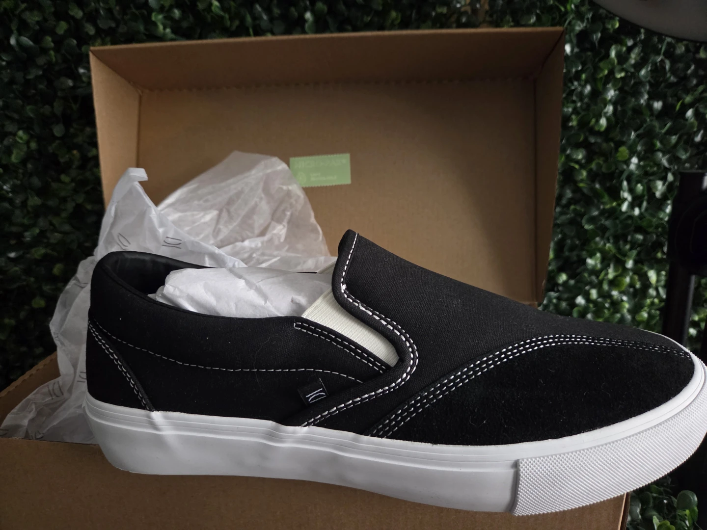 Clearweather Men's Slip On Shoes Size 10.5 Black Canvas