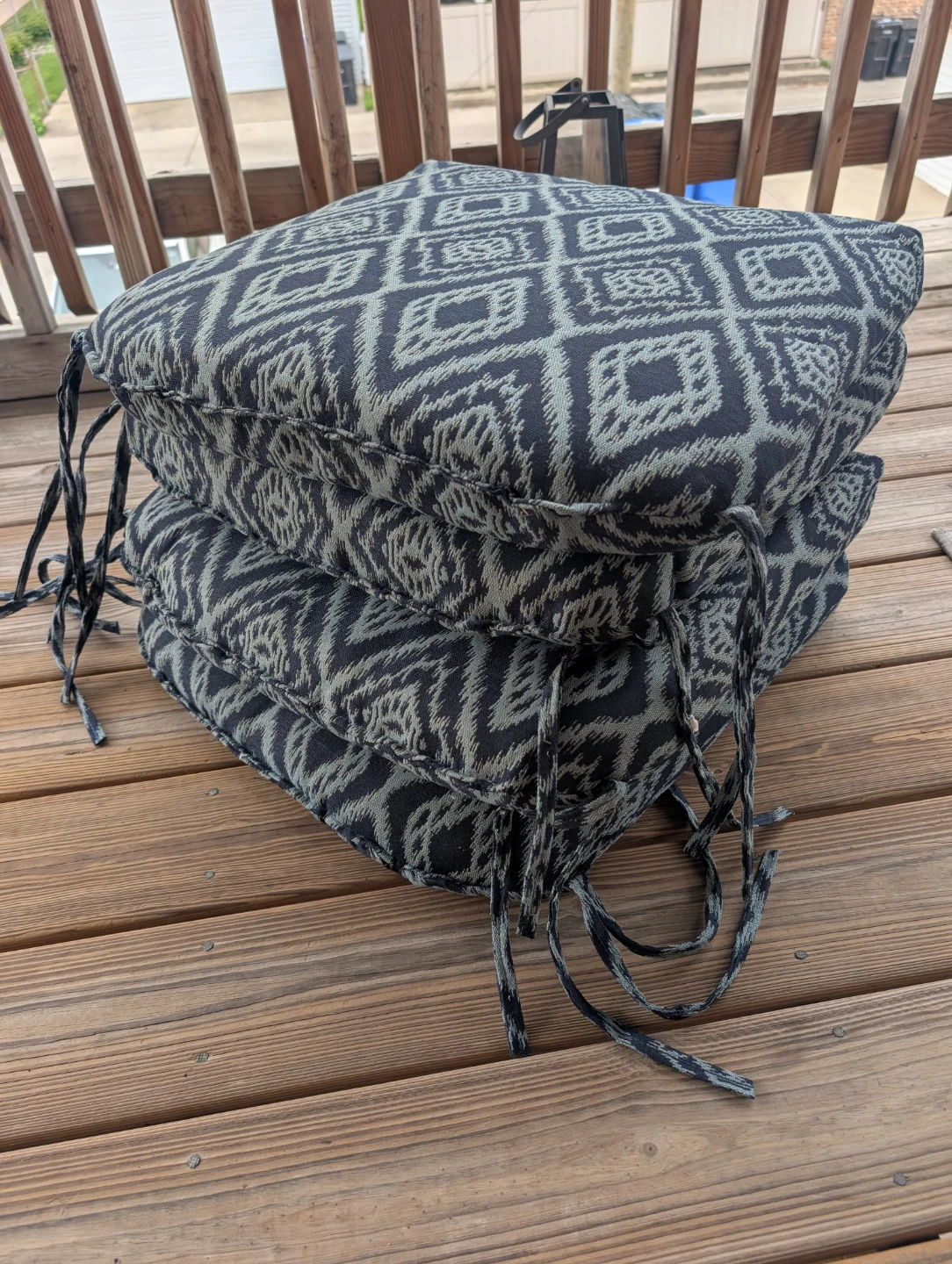 Patio cushions - photo 2