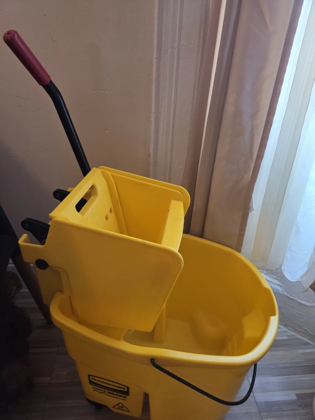 Rubbermaid Commercial Mop Bucket and Wringer - photo 4