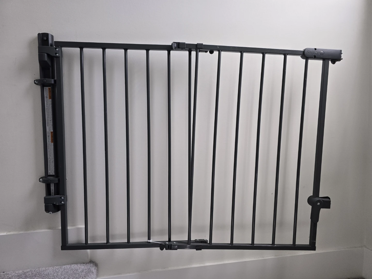 Safety 1st Baby Gate
