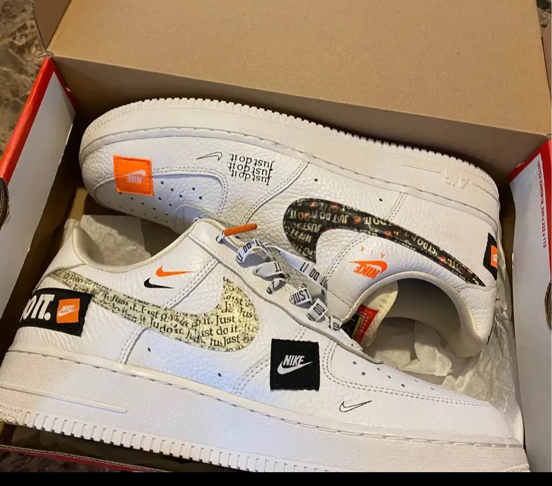 Brand New Nike Airforce 1s "Just do it"