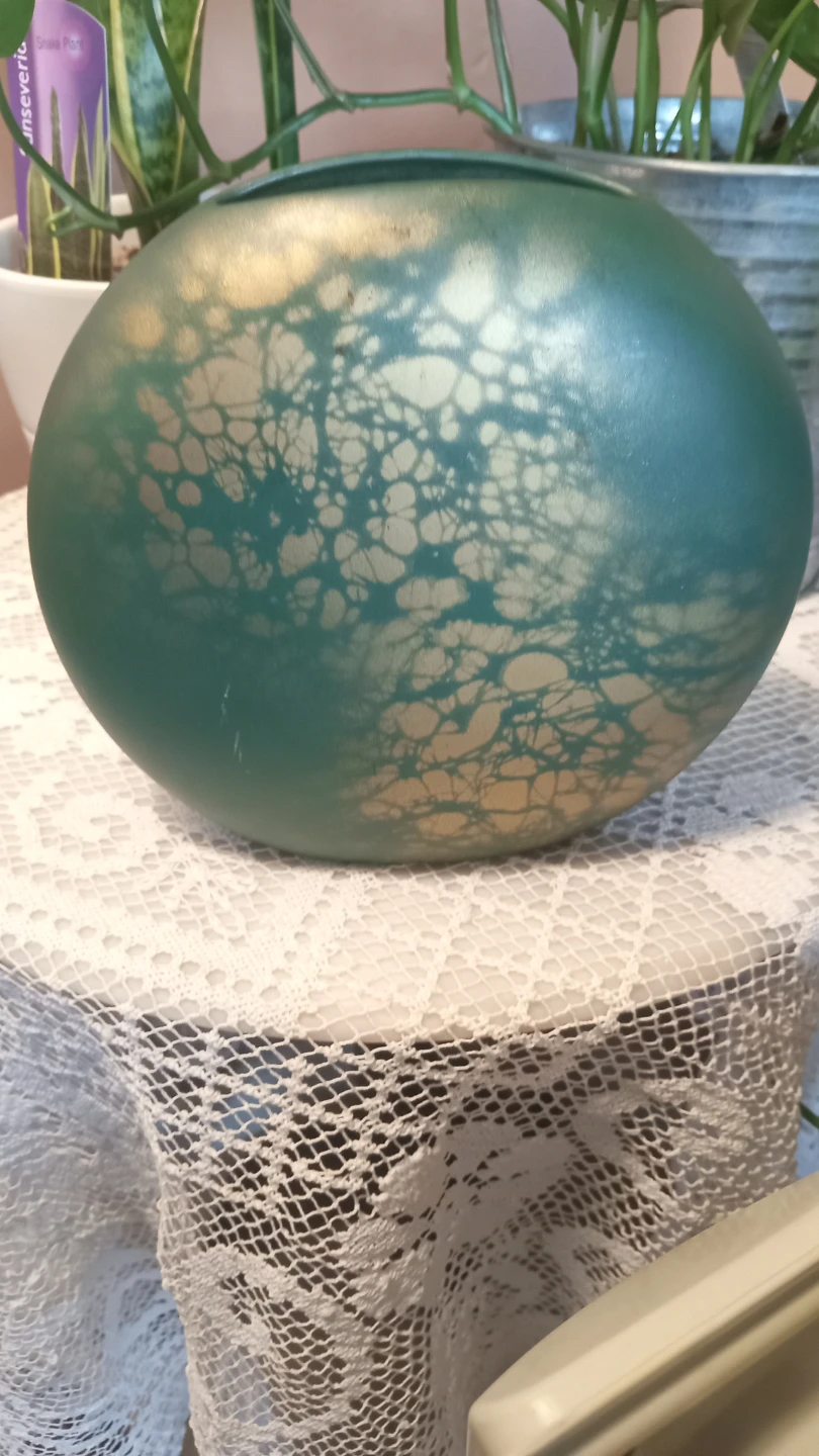 Green Vase with Gold leaf  Pattern