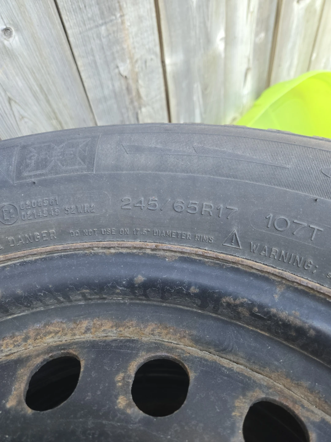 Winter tires with rims - photo 2